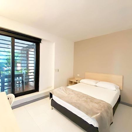 Ayenda 1224 Pixel House (Adults Only) Hotel Medellin Ngoại thất bức ảnh