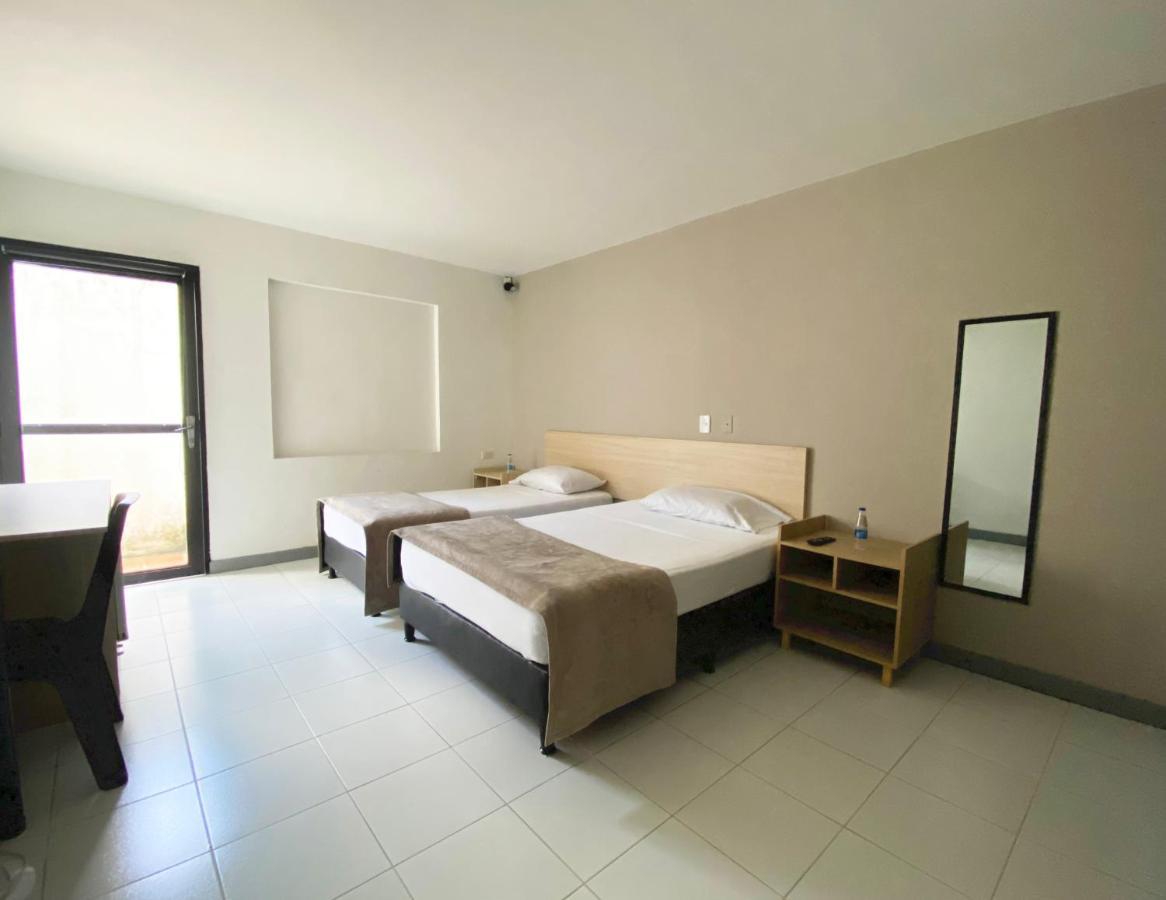 Ayenda 1224 Pixel House (Adults Only) Hotel Medellin Ngoại thất bức ảnh