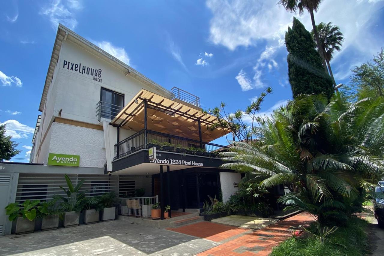 Ayenda 1224 Pixel House (Adults Only) Hotel Medellin Ngoại thất bức ảnh