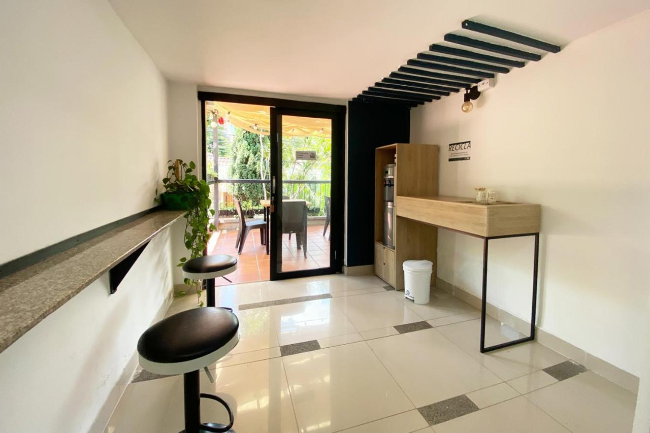 Ayenda 1224 Pixel House (Adults Only) Hotel Medellin Ngoại thất bức ảnh