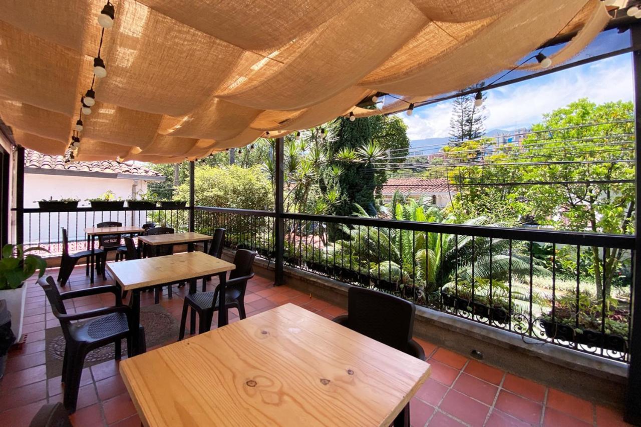 Ayenda 1224 Pixel House (Adults Only) Hotel Medellin Ngoại thất bức ảnh